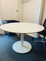 Runder Tisch IKEA Billsta