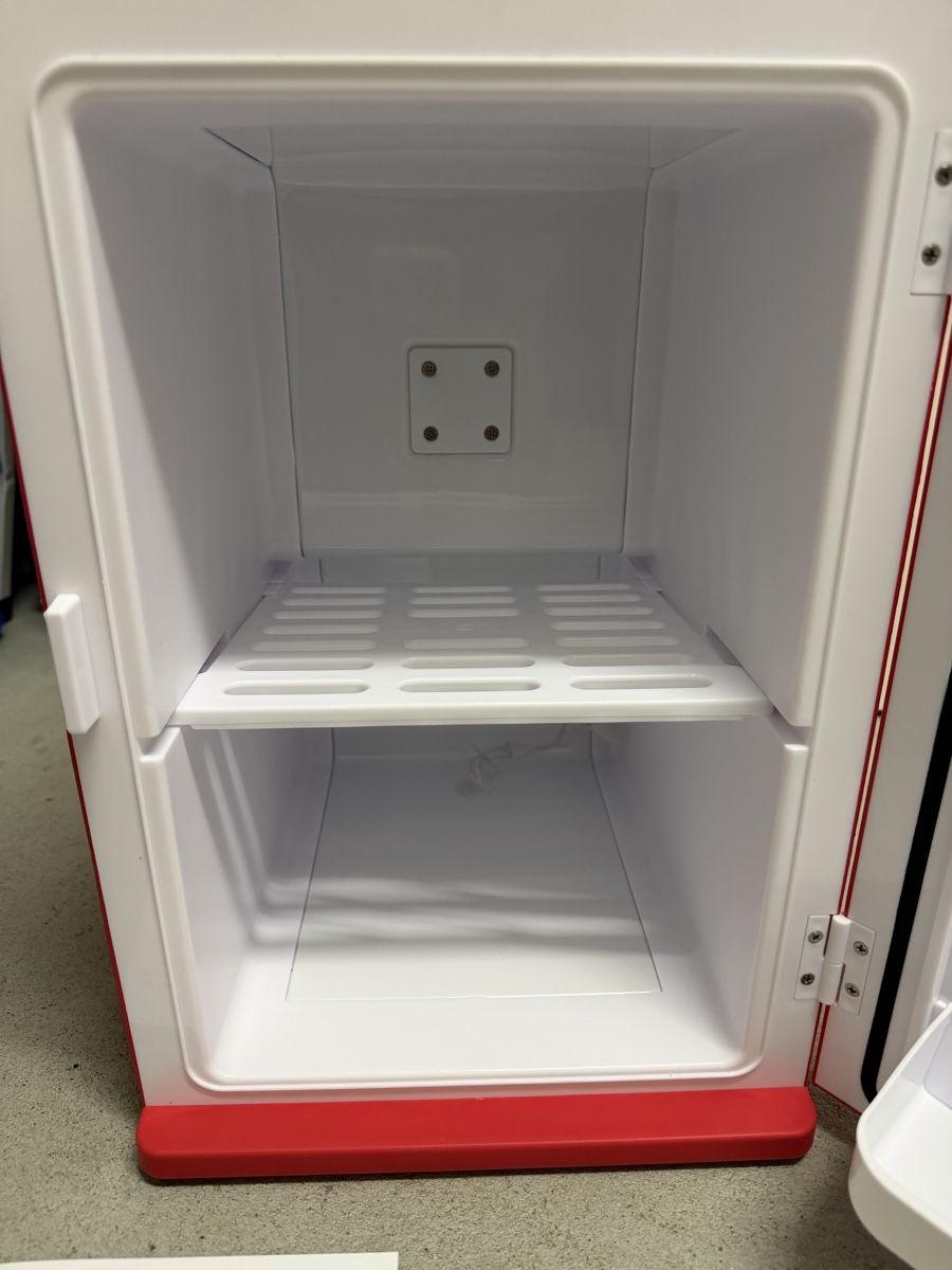 Fust Kühlschrank: Mini Kühlschrank 15L  – Neu (gemäss Beschreibung) aus Niederwangen BE von KBL85 3