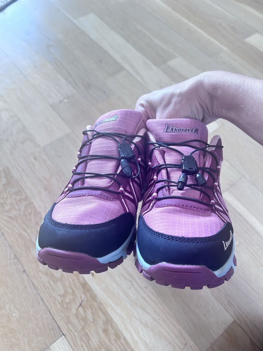Scarpe per ragazze: Trekking Schuhe/Gr. 35 – Usato da Aarberg venduto da lep_qc92 4
