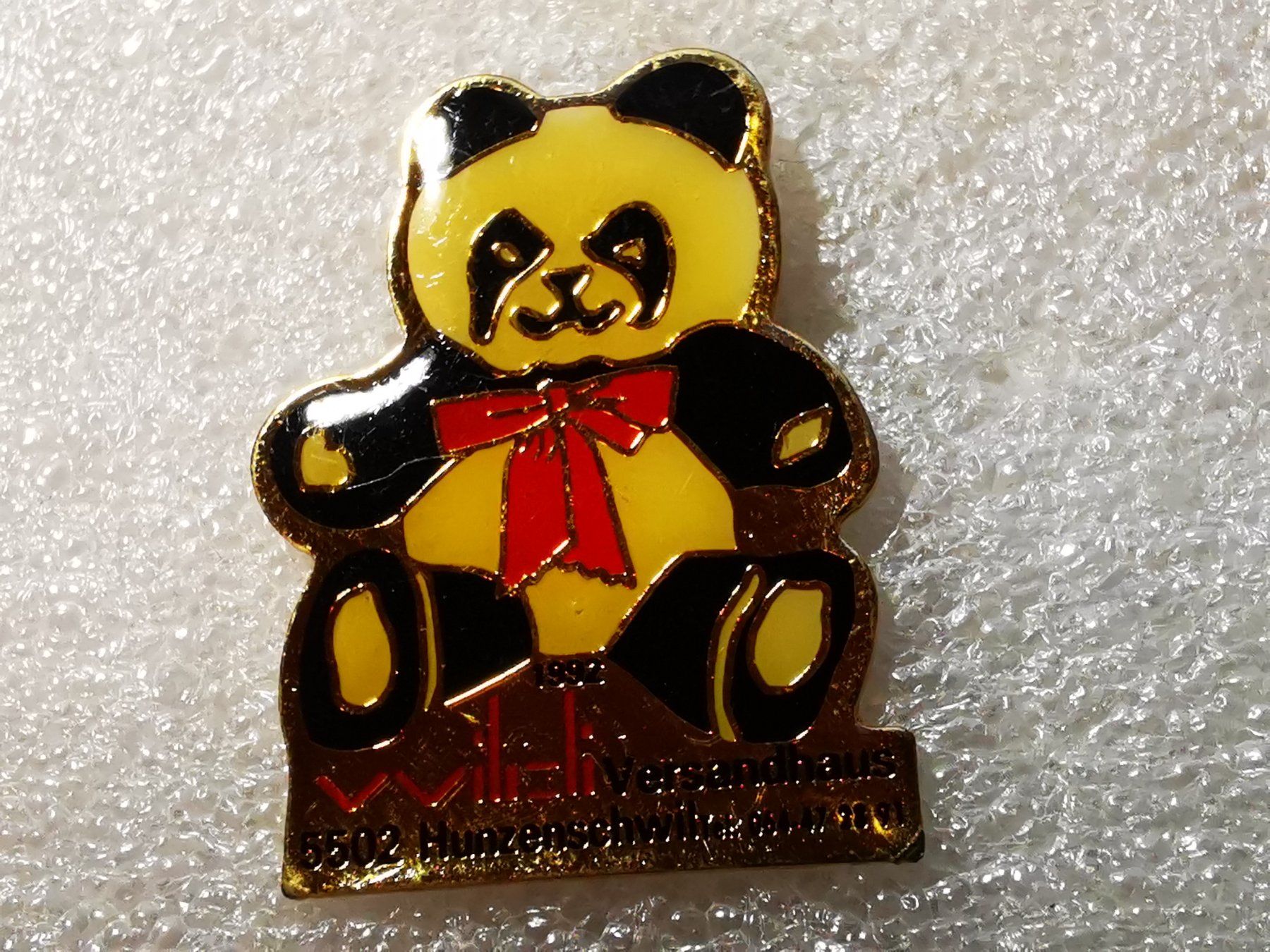 Placchette & Badge: Ansteckpin 35: Wildi Versandhaus – Usato da Oppligen venduto da Pin-Fall-Shop