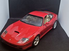 Ferrari 550 Maranello 1:18 UT Models  Spiegel/Rad defekt