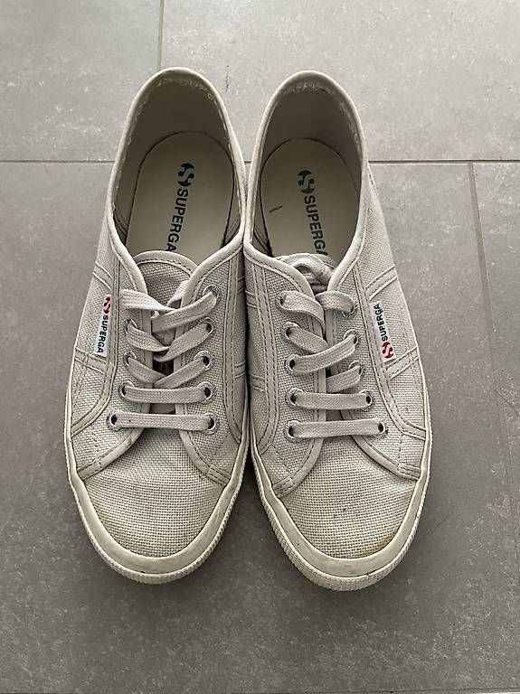 Superga Scarpe da donna: Superga Grigie 38 – Usato da Cadenazzo venduto da ali_d5fn