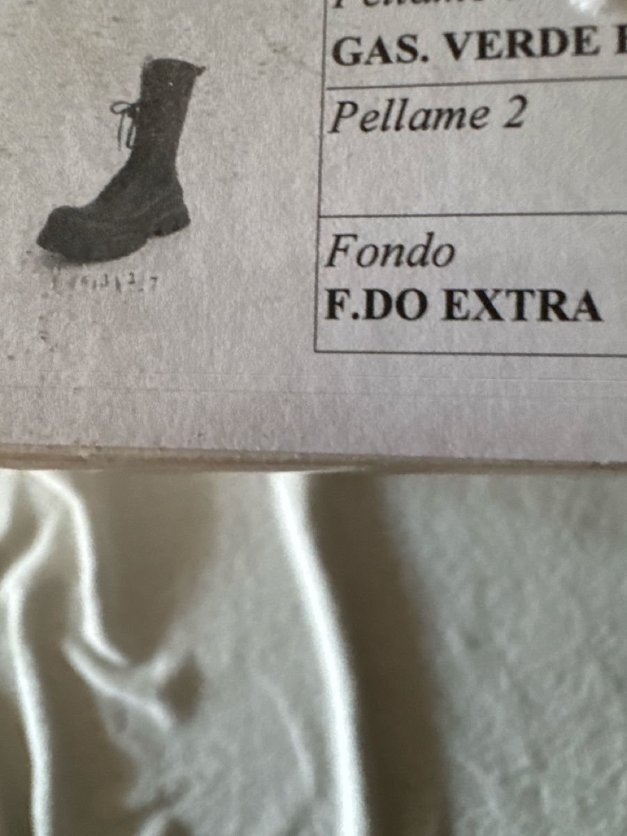Lofina Scarpe da donna: Bottes Lofina taille 39. – Nuovo (secondo la descrizione) da Dorenaz venduto da qkkancs 1