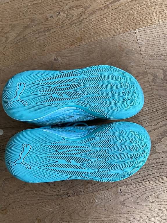 Scarpe da uomo: Basketballschuhe grösse 42 – Usato da Biel/Bienne venduto da 142_w9ds 4