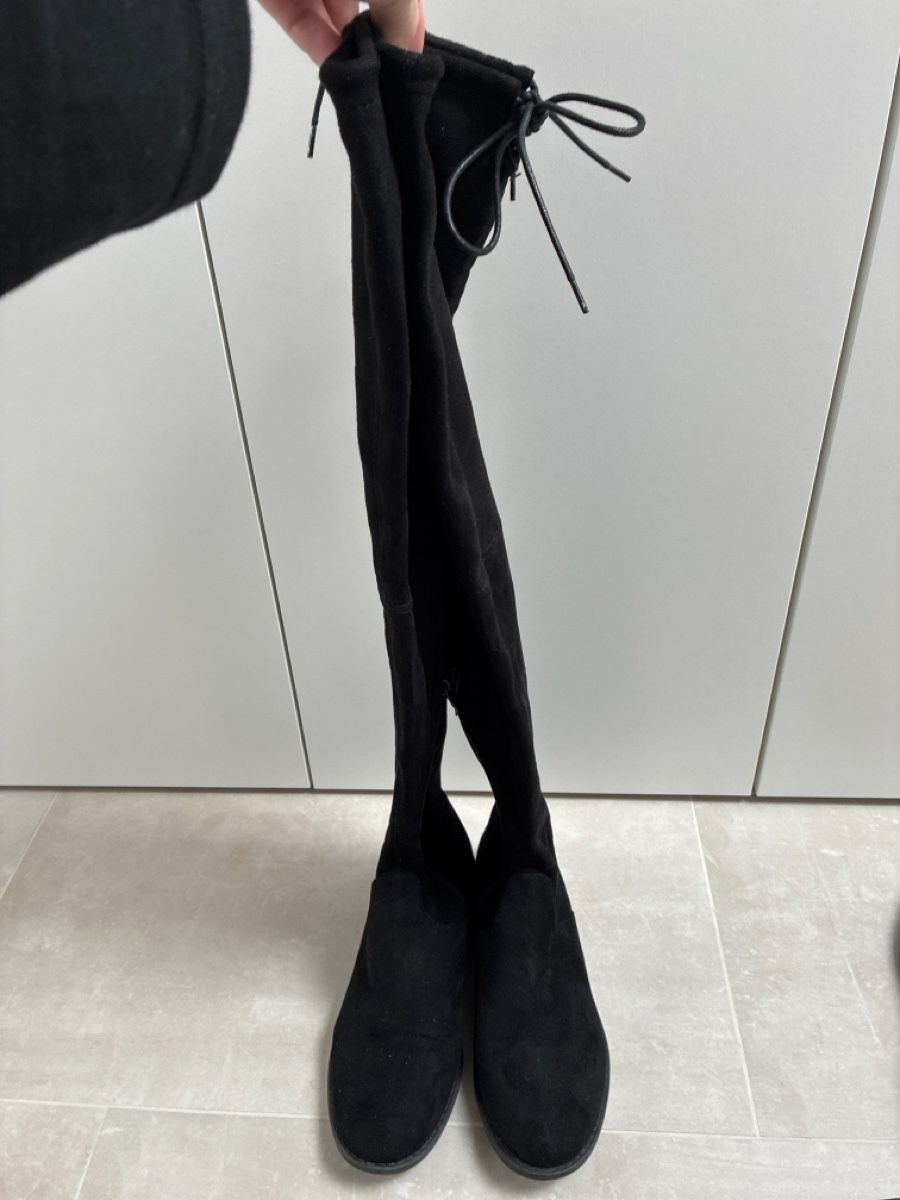 Chaussures femmes: Overknie Stiefel 38 – D'occasion à Ascona par evam81 1