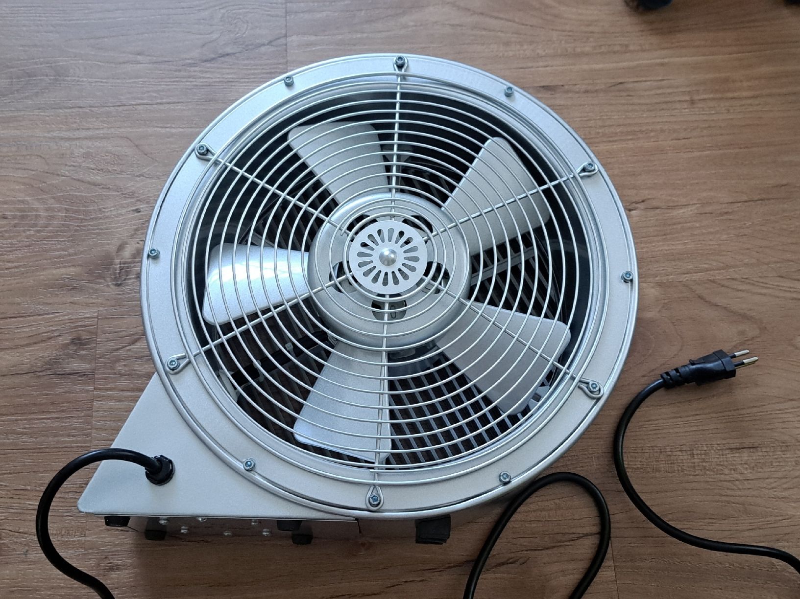 Solis Ventilatori: Solis Revolair 755 Ventilator – Nuovo (secondo la descrizione) da Kirchberg SG venduto da saiimen94 3