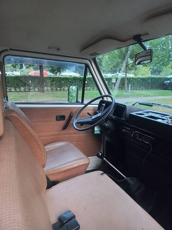 Veicoli commerciali: vw t3 doka – Usato da oeschseite venduto da oleander06 2