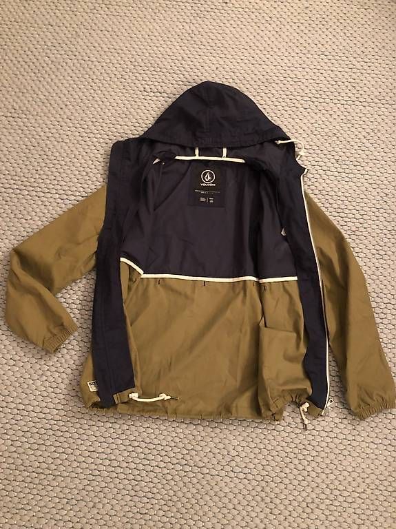 Volcom Giacche: Volcom Windjacke Gr. XS – Usato da Wabern venduto da ricar4do 2