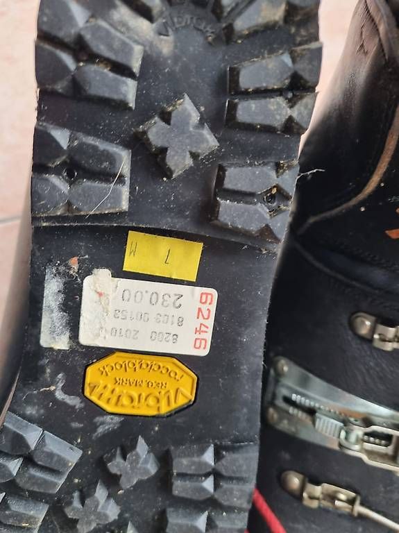Chaussures femmes: A vendre – D'occasion à Bouveret par Clau45 3