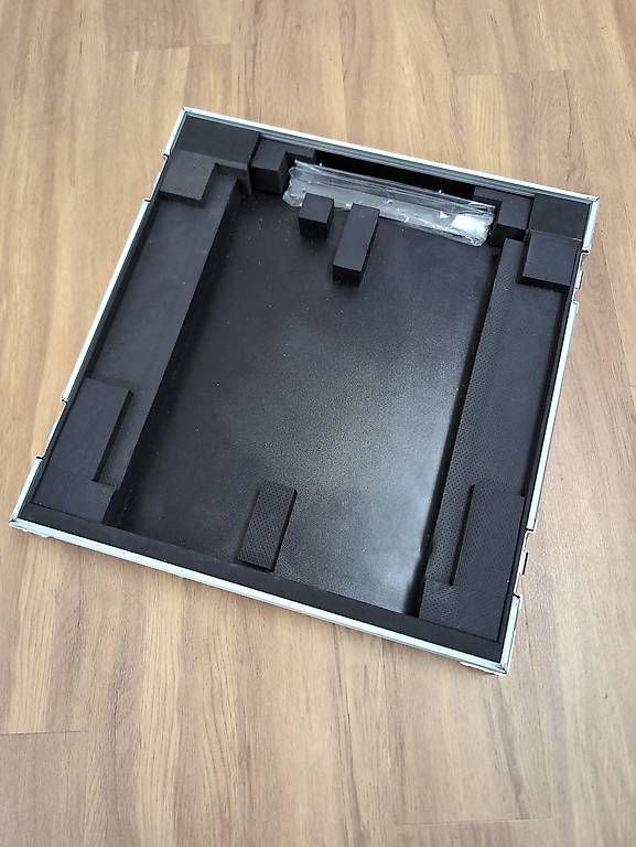 Reisekoffer: Flight case pour X32 Producer – Gebraucht aus Denges von adr_j9jg 1