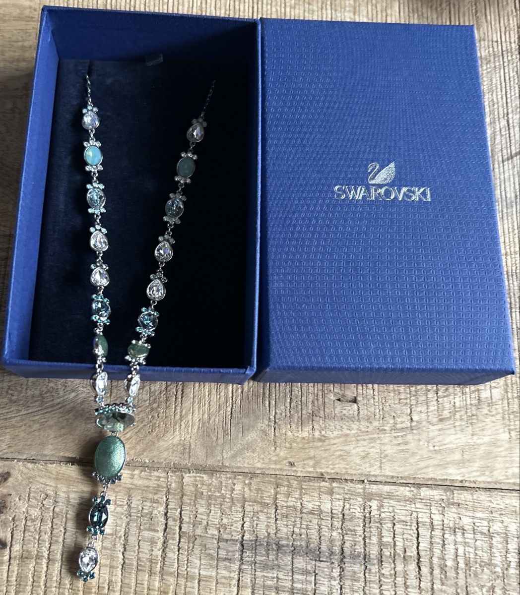 Swarovski Altri gioielli: Wunderschöne Swarovski Halskette, neu, Originalverpack – Nuovo e nell'imballaggio originale da Hettiswil venduto da chuengu1973 4