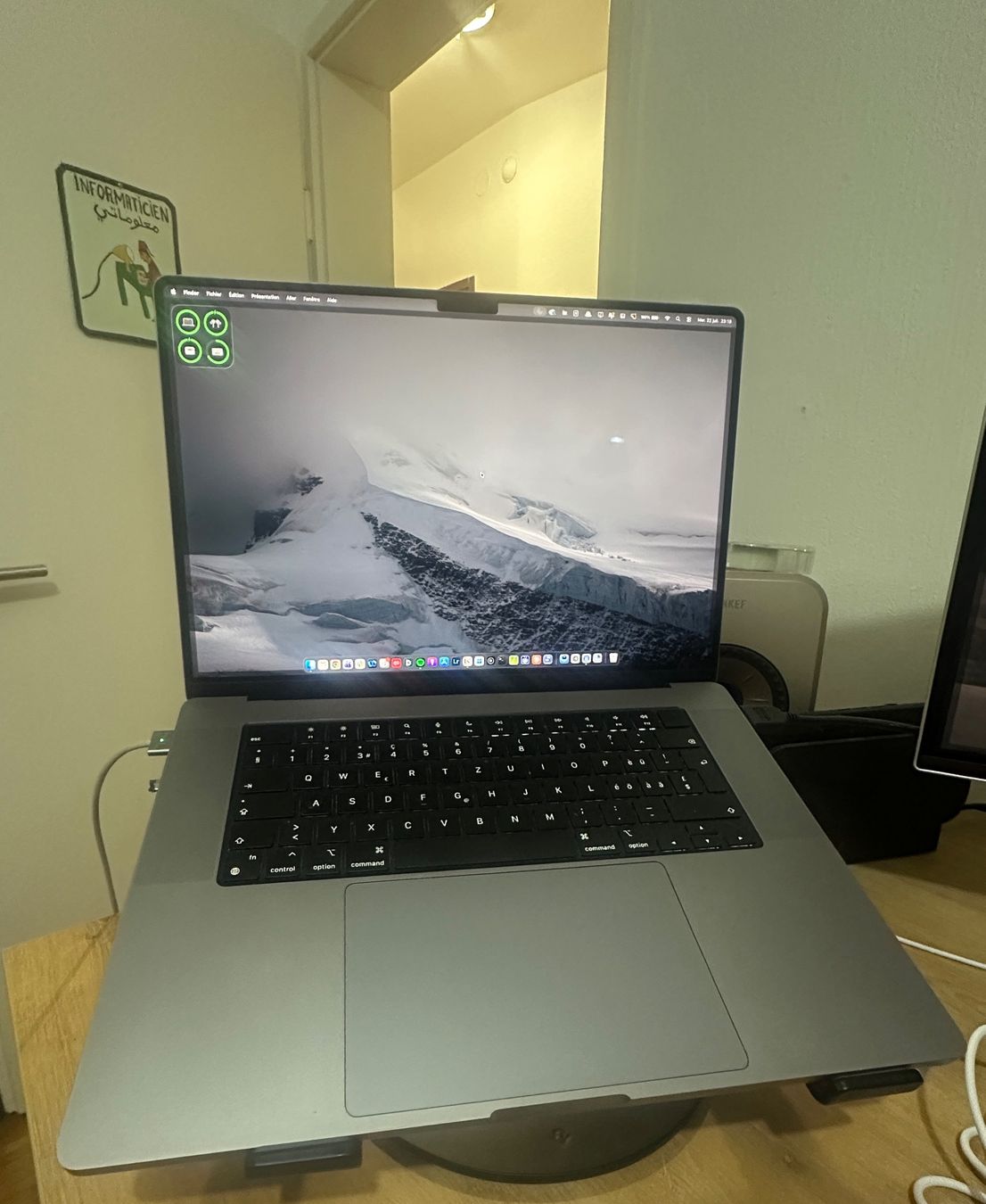 Apple PC: Apple MacBook Pro M2 - 2023 - 16", 512 Go, 16 Go, CH – Usato da Lausanne venduto da ger_ccd9