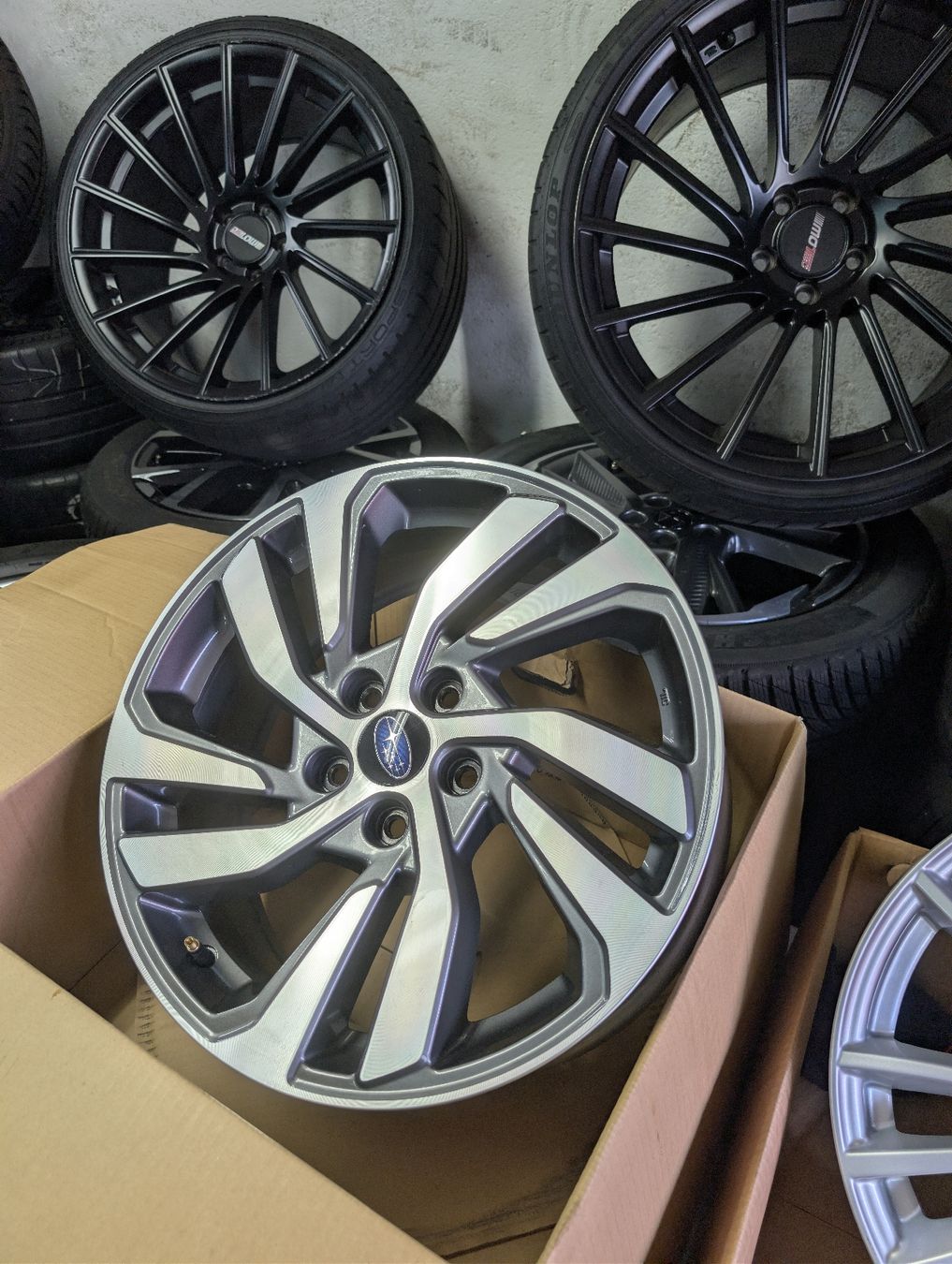 Felgen: Subaru Felgen  – Neu und originalverpackt aus Dürrenäsch von Pneu-Idris 1