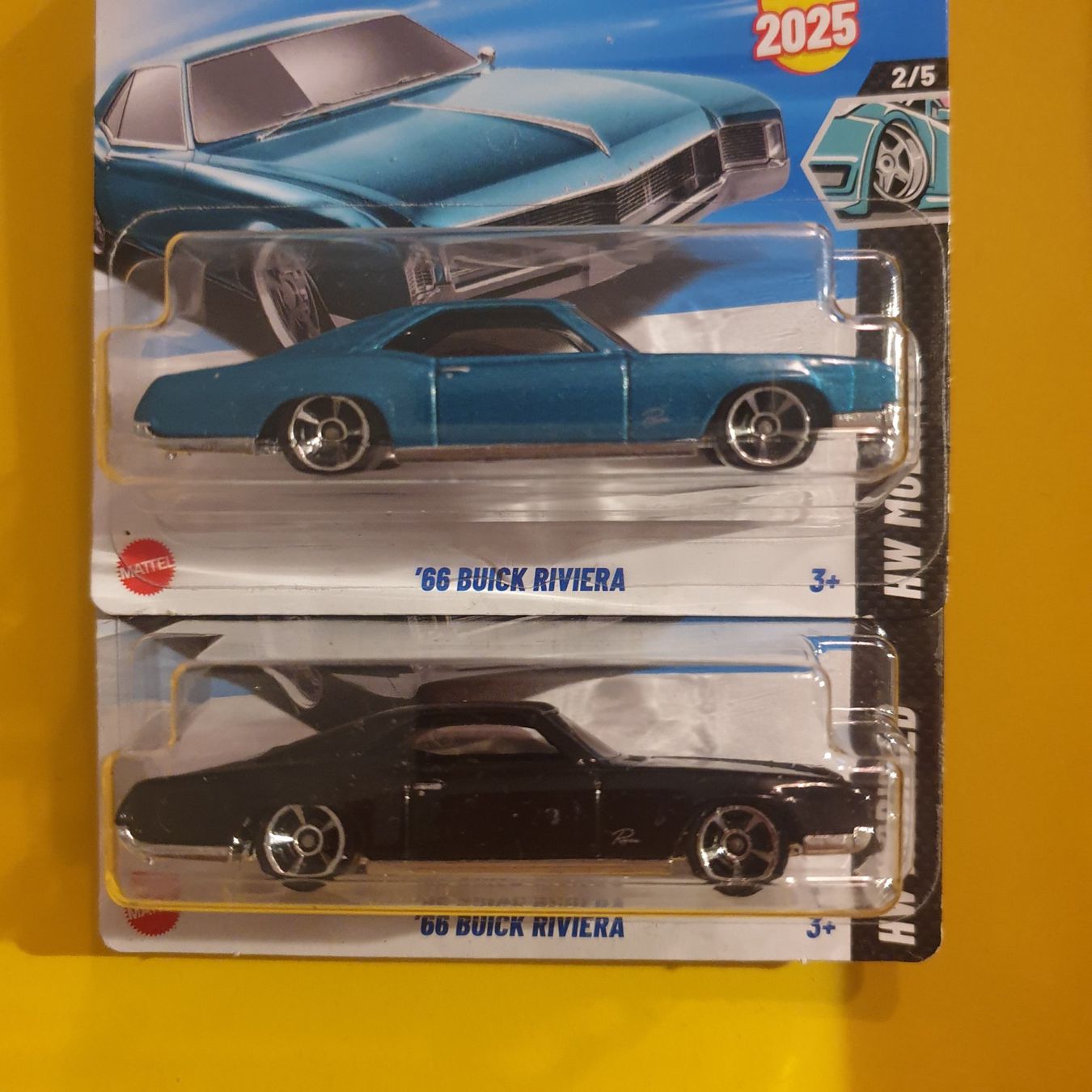 Hot Wheels Voitures modèles: 2 x Hot Wheels '66 BUICK RIVIERA – Neuf avec emballage d'origine à Oftringen par Rotor 2