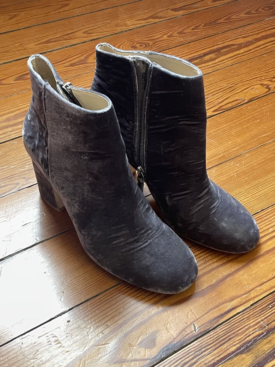 Zara Scarpe da donna: Stivaletti in velluto grigio blu – Usato da Zürich venduto da VFC161