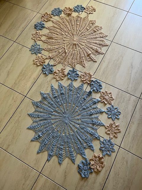 Alle Dekorationen: Tischläufer gehäckelt Tischdeko Handmade – Neu (gemäss Beschreibung) aus Naters von sch_9fvg