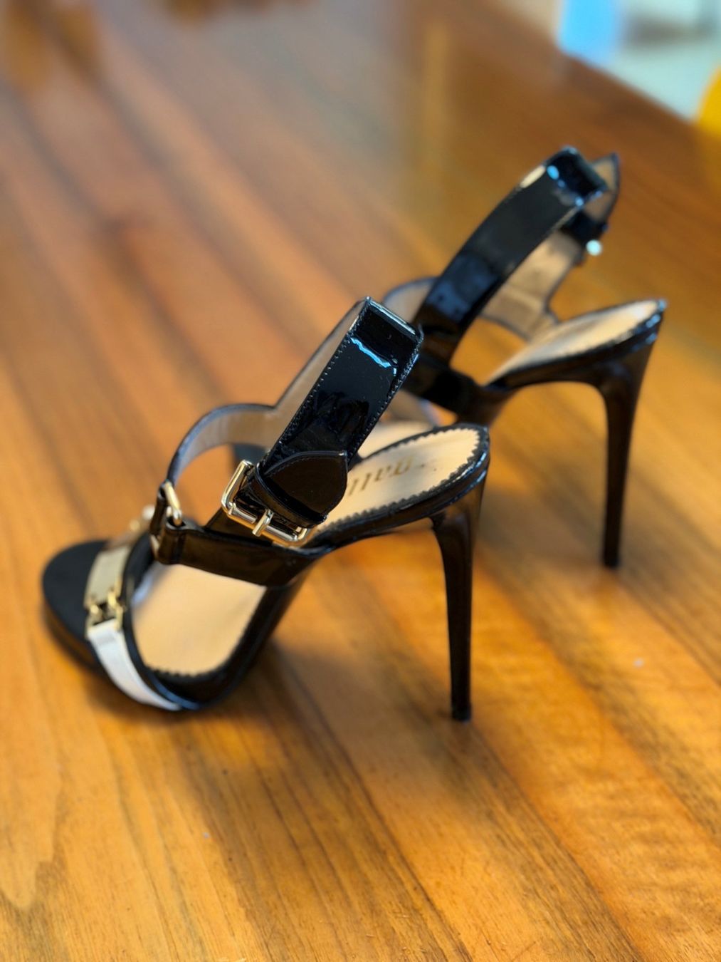 John Galliano Damenschuhe: Galliano High Heels Gr. 39 – Gebraucht aus Schliern b. Köniz von Jetta73 2