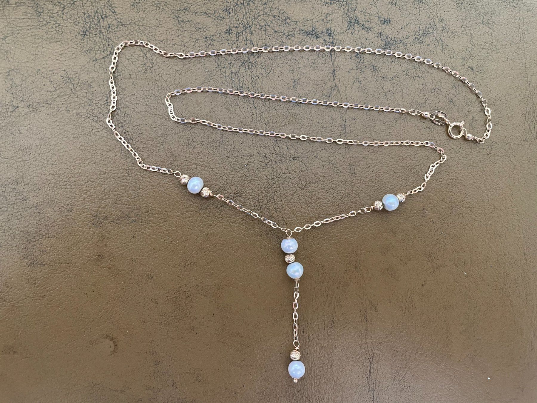 Ketten: Antikes Gold-Y-Collier mit Perlen – Gebraucht aus Muttenz von einfach-schoen