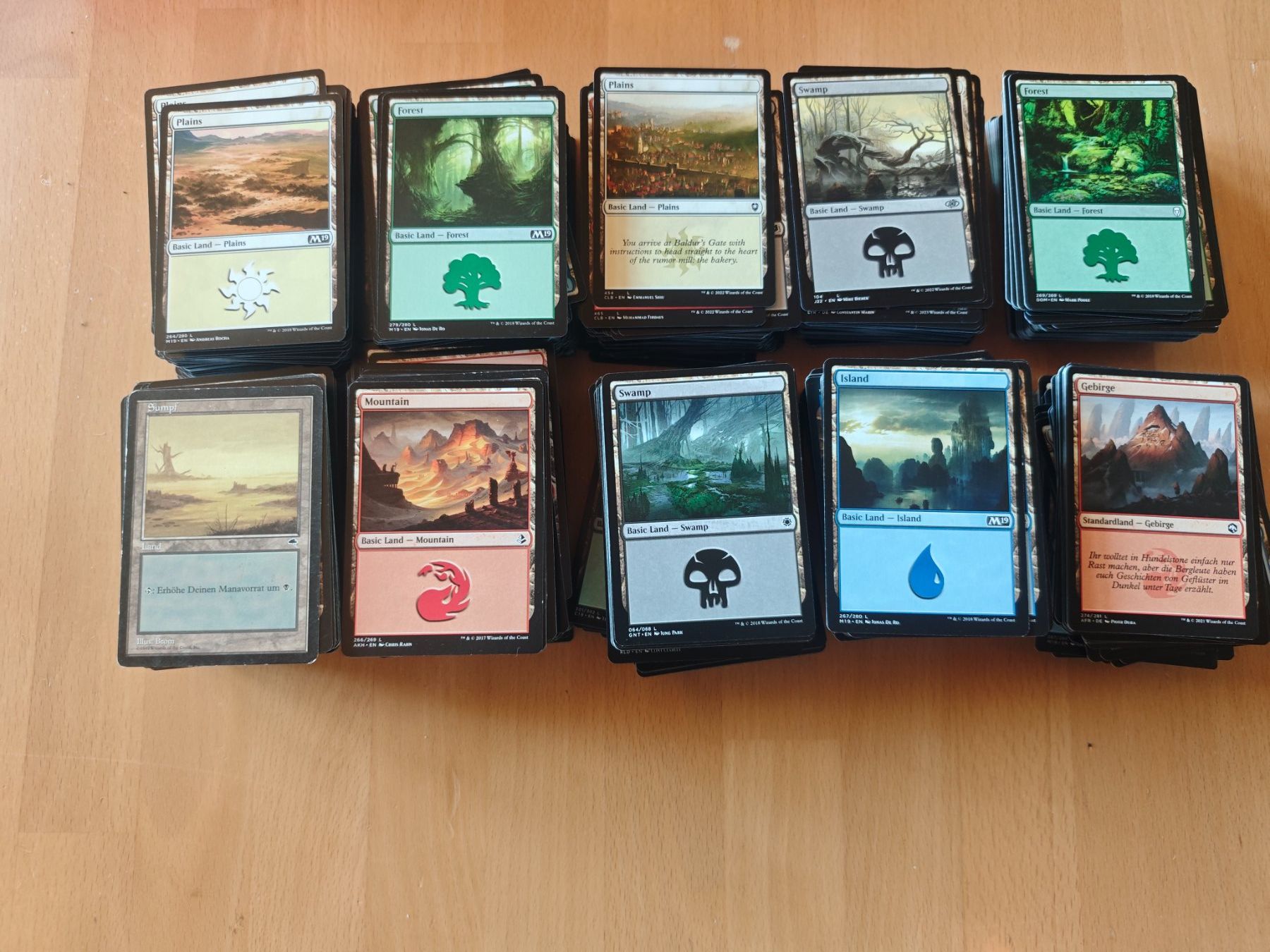 Magic The Gathering Carte collezionabili: Magic The Gathering Basic Land Sammlung gebraucht – Usato da Wolfwil venduto da Rarak
