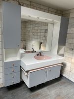 Waschtischunterschrank mit Spiegel in 2762 Roches