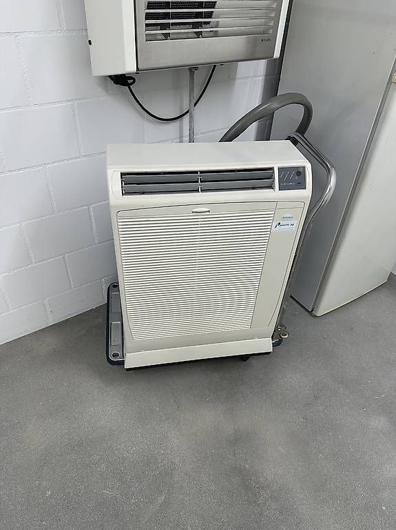 Condizionatori: Klimaanlage mit Splitgerät – Usato da Bättwil venduto da Waltii89