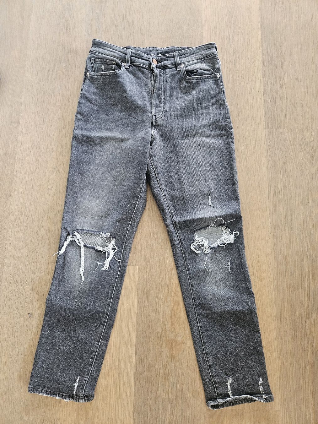 H&M Jeans: Mom Jeans von H&M, Grösse 40 – Usato da Rüschlikon venduto da zzz1234