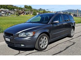 Volvo V50 T5 AWD Kombi  Ideal für Export/Bastler(Ab Platz)