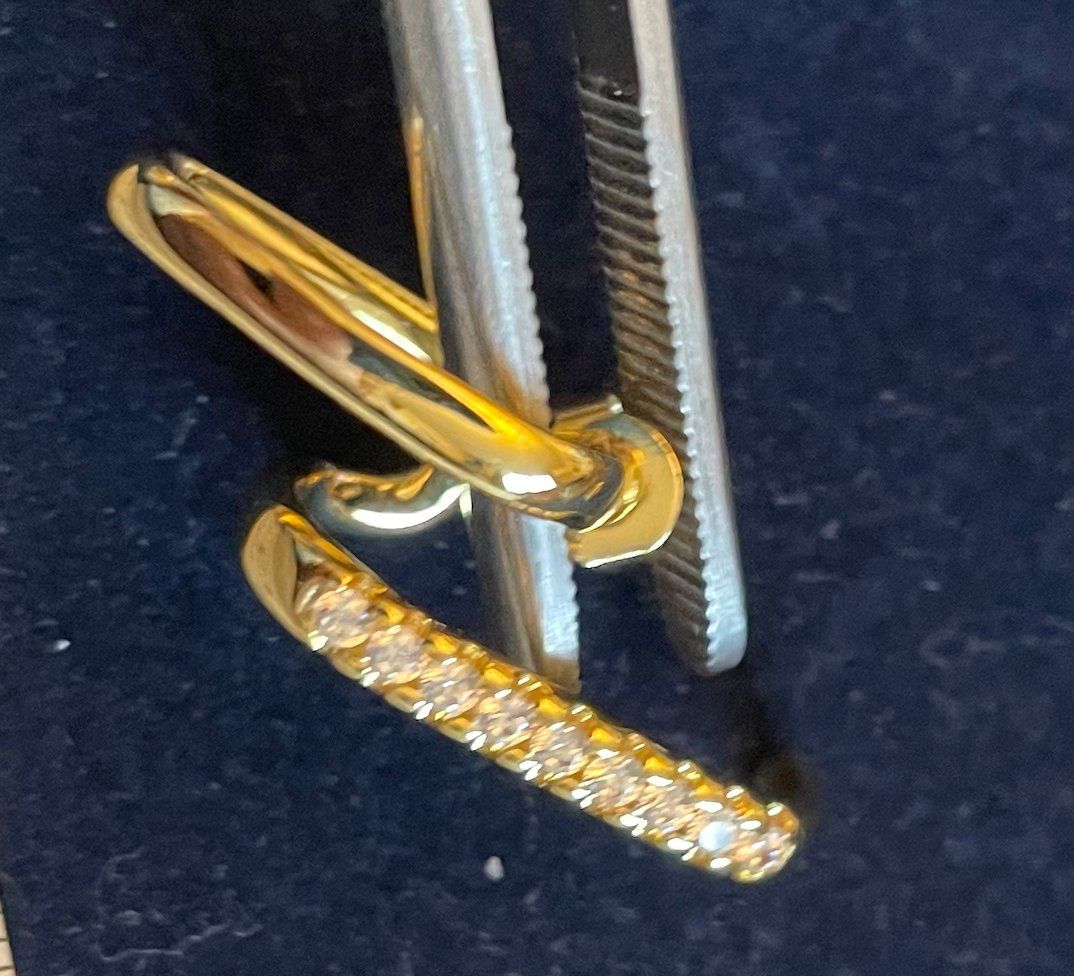 Ohrringe & -stecker: Paire de boucles d'oreilles dorées avec strass – Neu (gemäss Beschreibung) aus Sugnens von 555madison 3