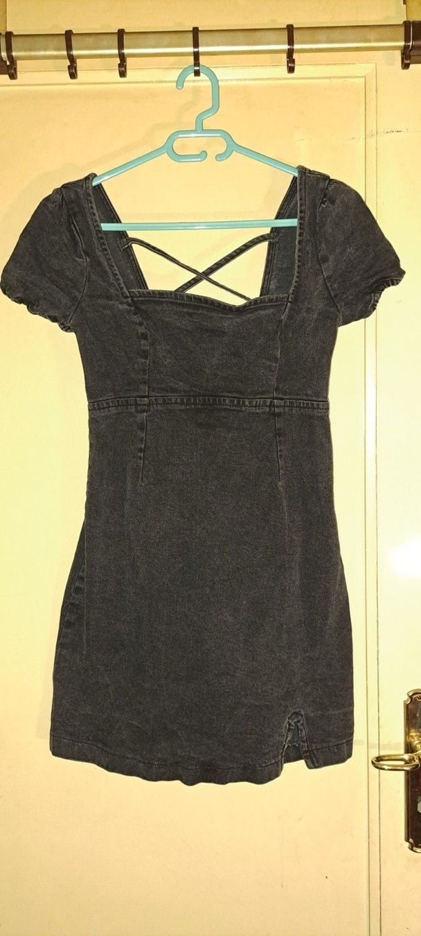 Hollister Vestiti: Jolie robe jeans noire – Usato da Genève venduto da Axelle333