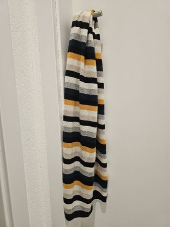 100% cashmere schal von Manor