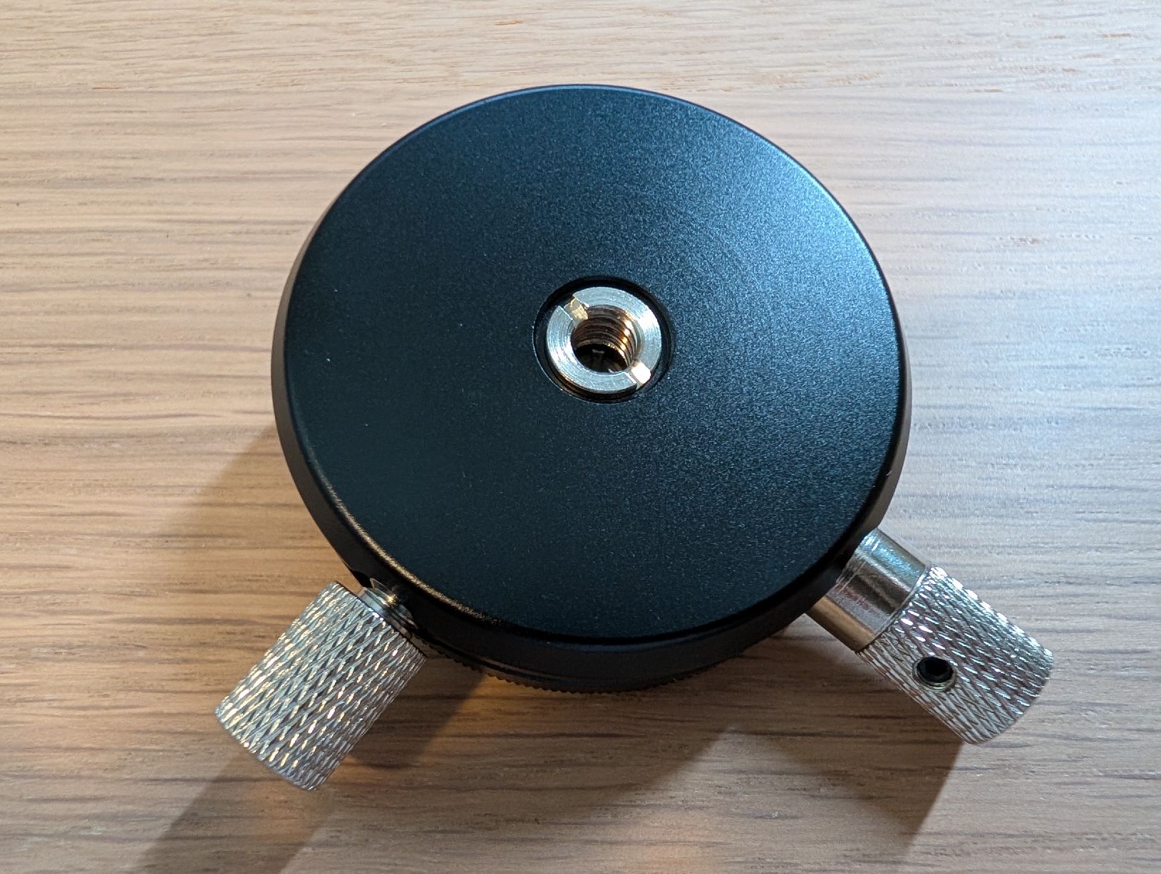 Fotocamera: Round light panoramic quick release plates – Nuovo (secondo la descrizione) da Lausanne venduto da AndreiB 2