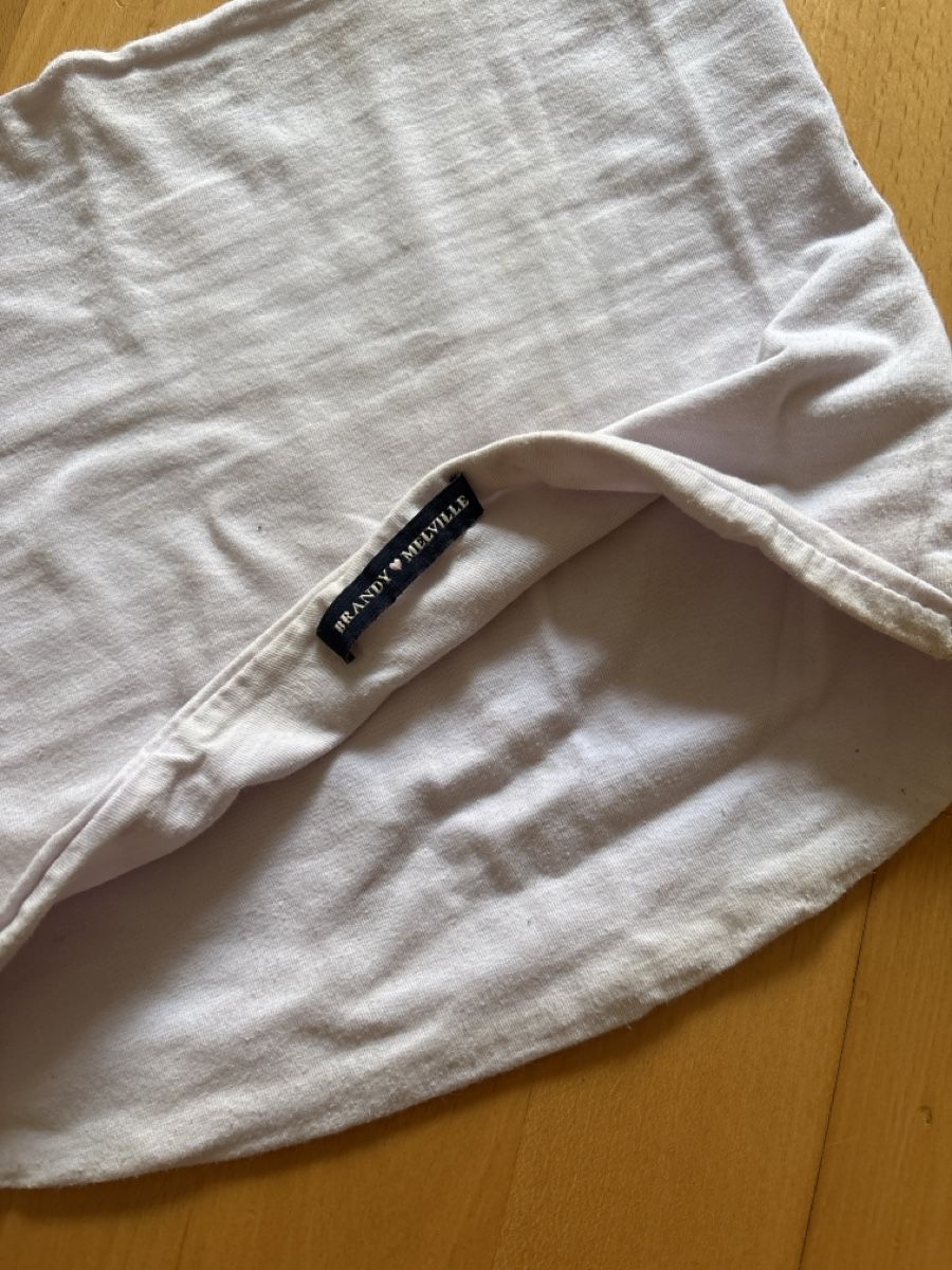 Brandy Melville Tops: Brandy Melville Beandeau Top, grösse S – Gebraucht aus Bern von ser_6vm5 3