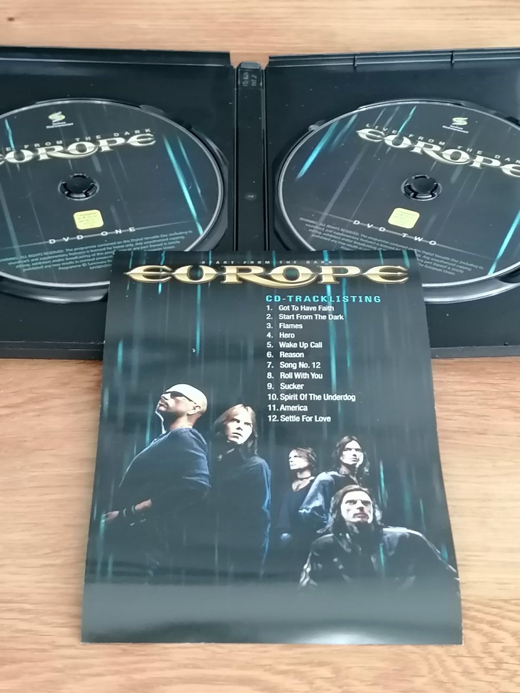 Tutti i DVDs: Live From The Dark - EUROPE - 2 DVD – Usato da Basel venduto da vintagecollector 3