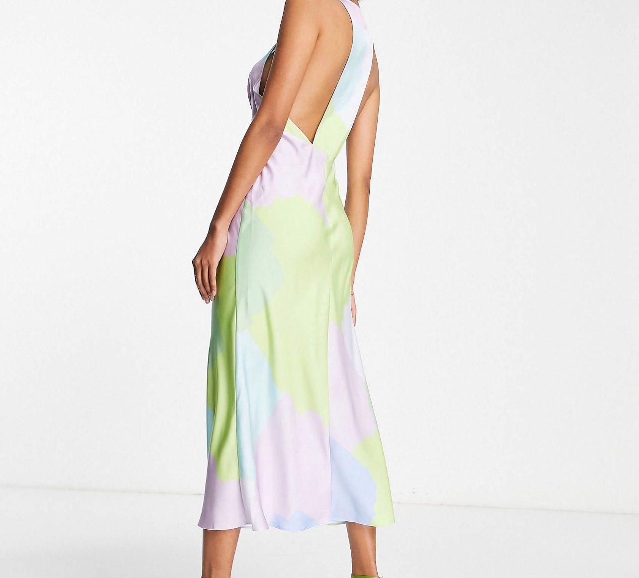 Asos Vestiti: Kleid – Nuovo (secondo la descrizione) da Egerkingen venduto da ear_k6fg 1