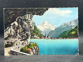 Axenstrasse am Vierwaldstättersee mit Flüelen u Bristenstock
