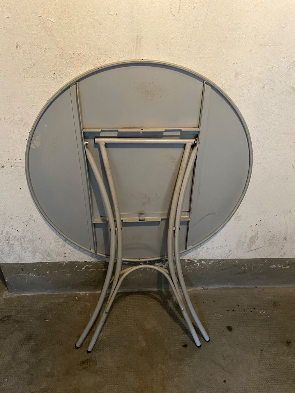 Tavoli: Garten oder Campingtisch - Table de jardin ou de camping – Usato da Biel/Bienne venduto da Garum 2
