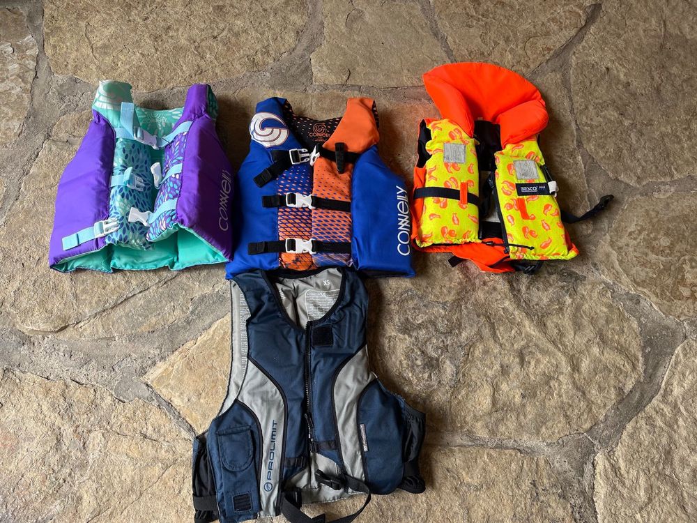 Kudoo Lot De 12 Gilets D'Entraînement Football - Enfants/Jeunes, Tissu Nylon Respirant Et Léger