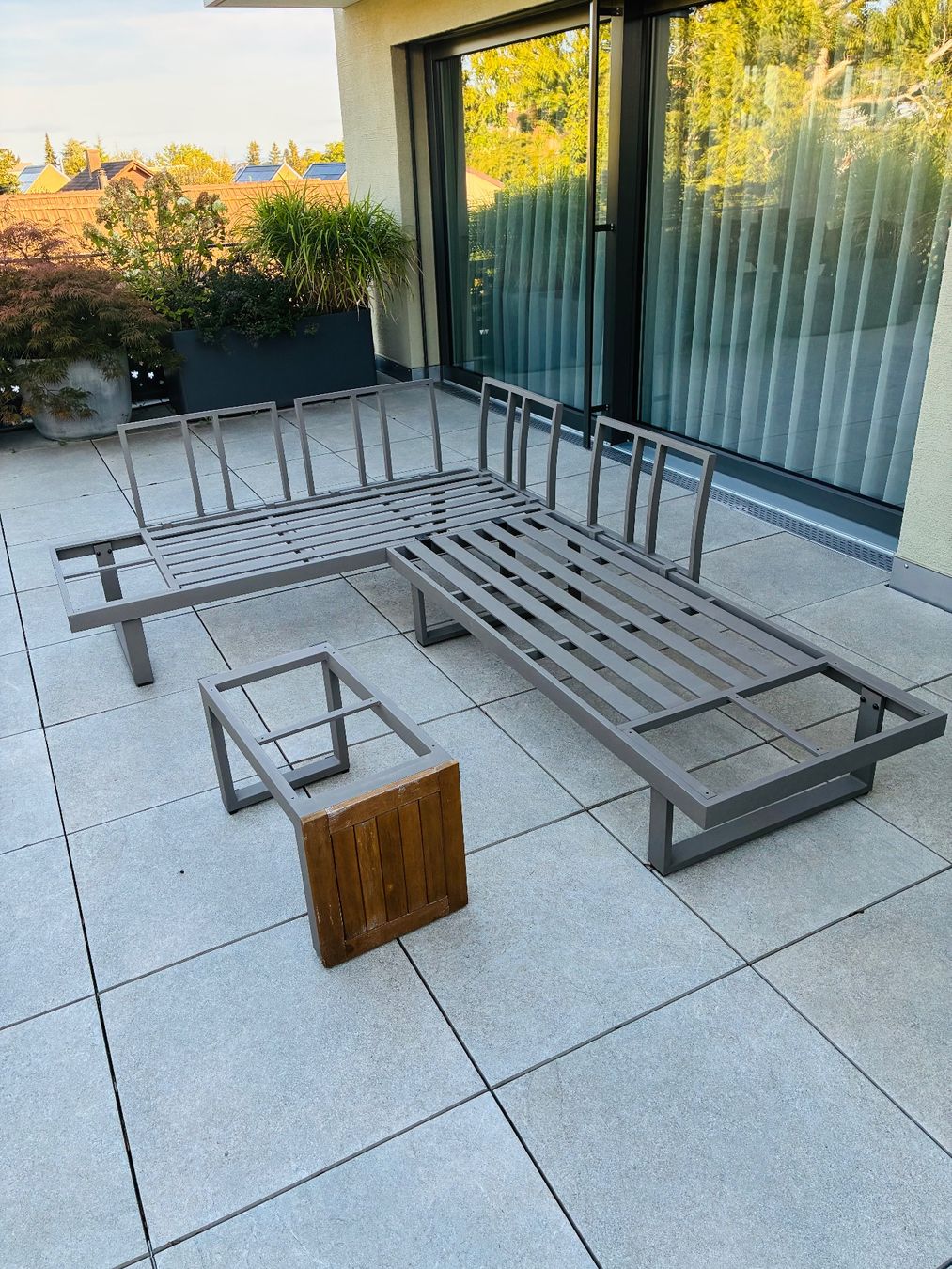 Sofas: Terassenmöbel plus Beistelltisch – Gebraucht aus Tägerwilen von vm_1512 1