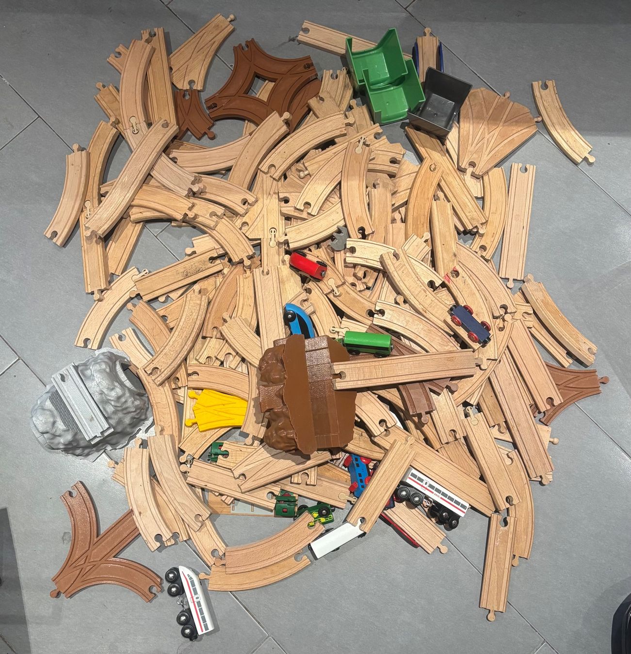 Giocattoli: Grosse Sammlung Briobahn Teile und Holzspielzeug – Usato da Waldenburg venduto da XTm102