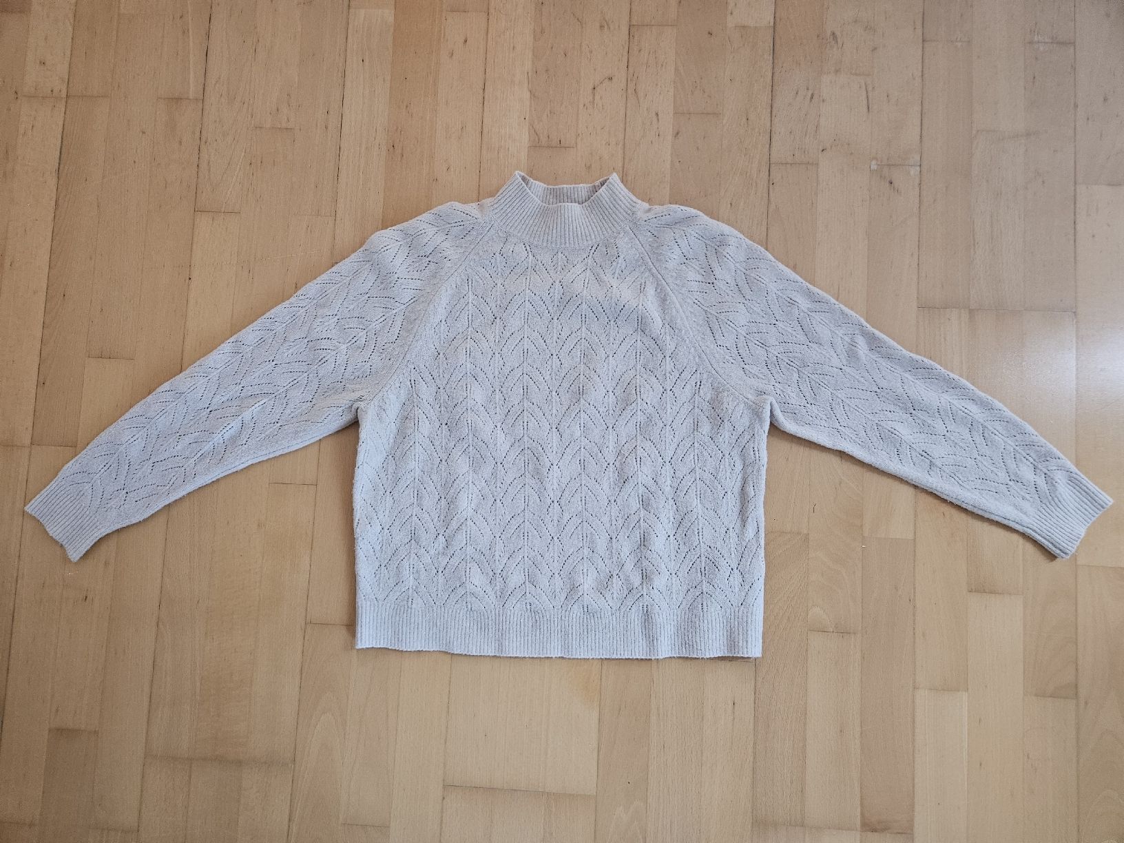 Uniqlo Pulls & Sweat-shirts: Uniqlo Pullover Strick beige Grösse M – D'occasion à Wettingen par Sk8ertomda