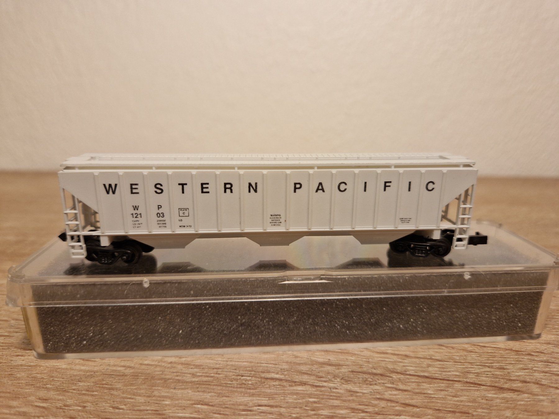 Modellini di ferrovie: Precision Masters N 1531 Güterwagen Western Pacific – Usato da St-Aubin-Sauges venduto da tantome