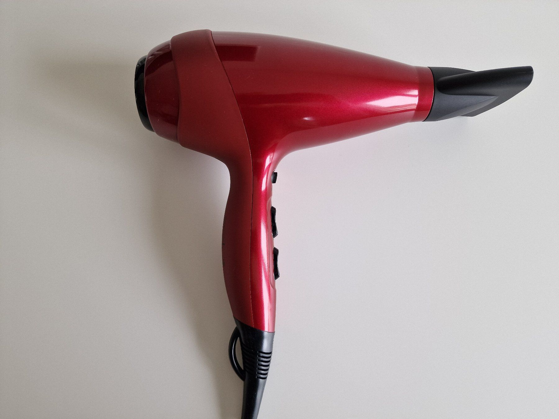 Remington Föhn: Remington AC9096 Silk Haartrockner mit Diffusor 2400W – Gebraucht aus Zürich von Sumsum80 2