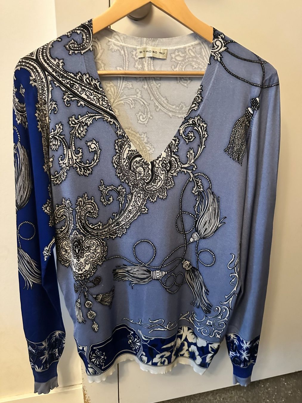 Etro Maglioni & Felpe: Wunderschöner Neu ETRO-Seidenpullover 854 CHF Pull en soie – Nuovo e nell'imballaggio originale da Genève venduto da Mycollection 3