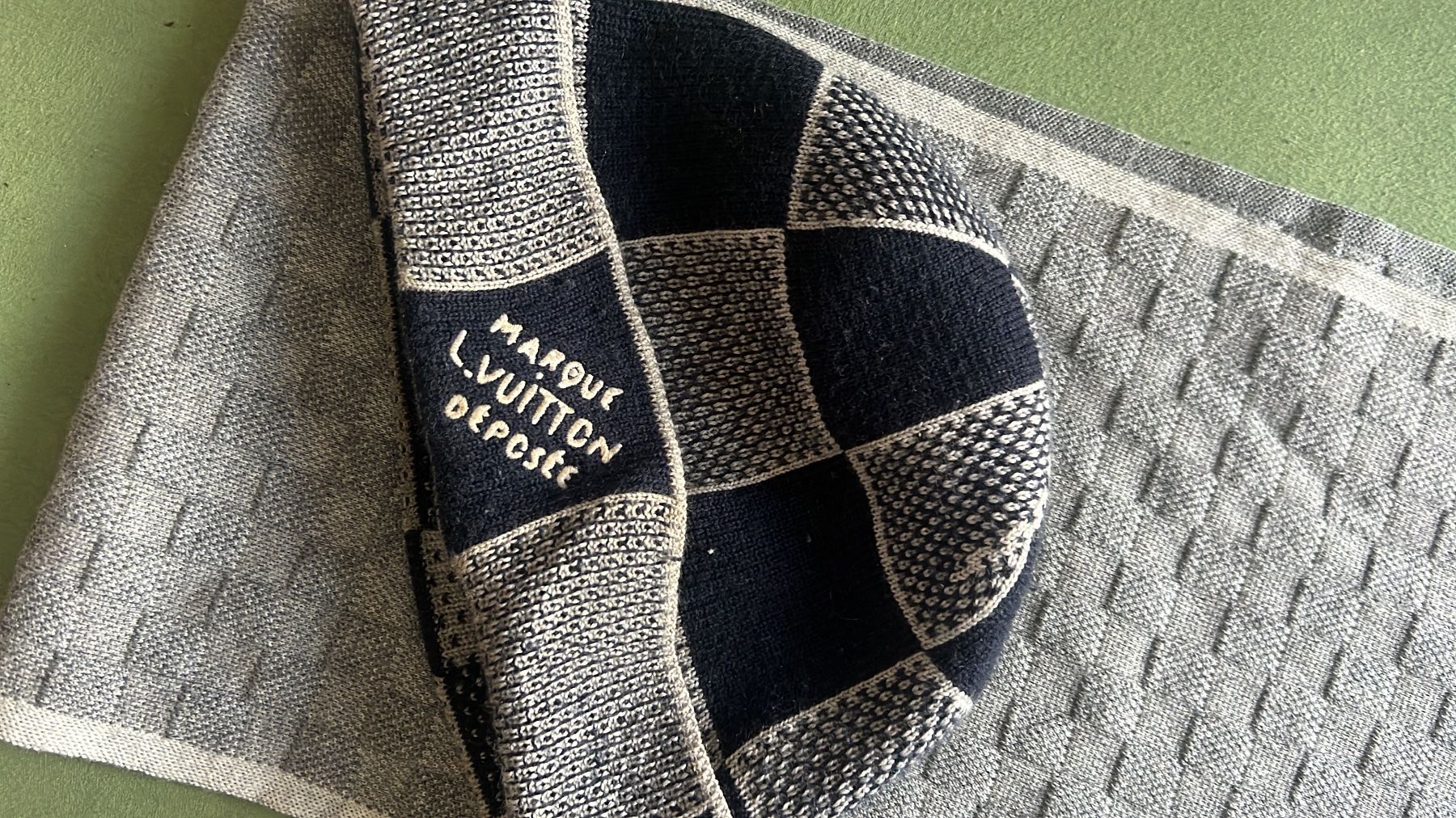 Louis Vuitton Copricapi, berretti & cappellini: louis vuitton kappe blau – Usato da Zürich venduto da aro_sgq2