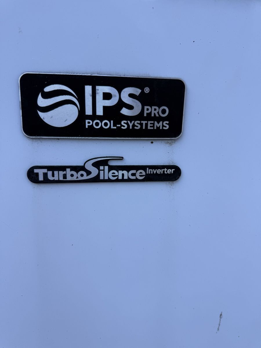 Radiatori: Luftwärmepumpe SIPS PRO POOL-SYSTEMS – Usato da Vorderthal venduto da schweif 1