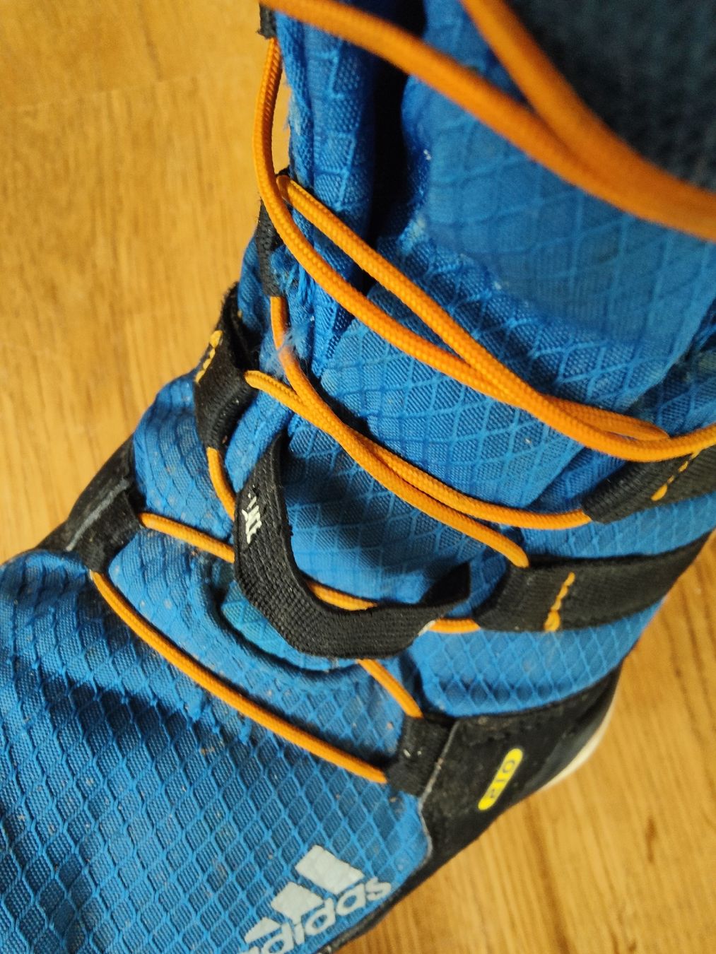 Adidas Scarpe da uomo: Adidas Wanderschuh Gr.36 2/3 – Usato da Eggiwil venduto da armluk 2