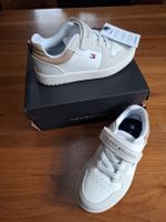 Tommy Hilfiger Sneaker Gr. 29 Neu mit Etikett Schuhe Kind