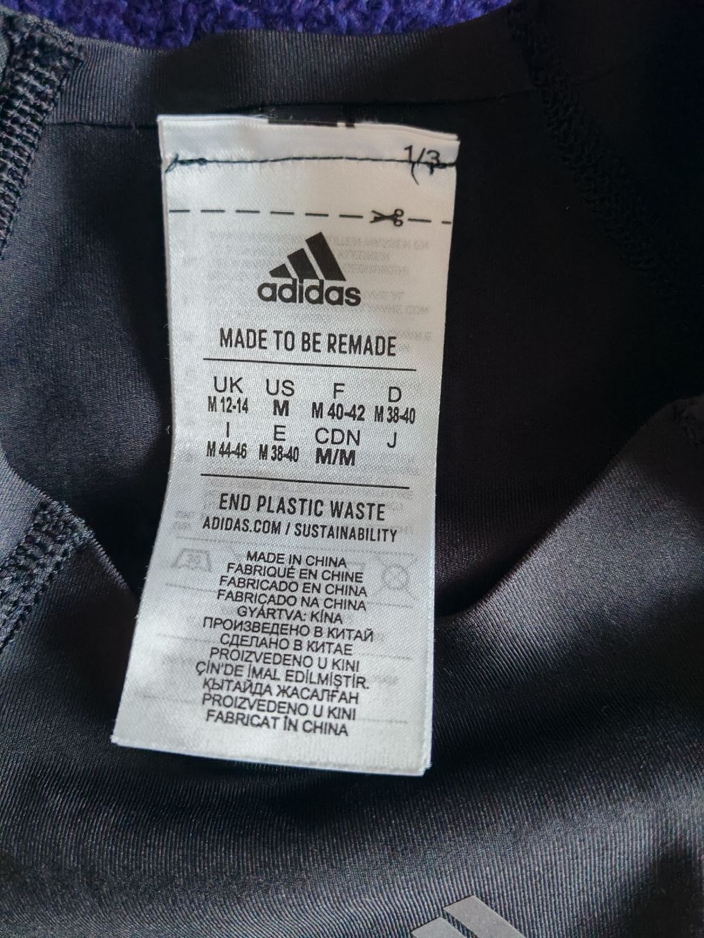Adidas Tops: Adidas sport top – Gebraucht aus Pfäffikon SZ von Zoe_w 1