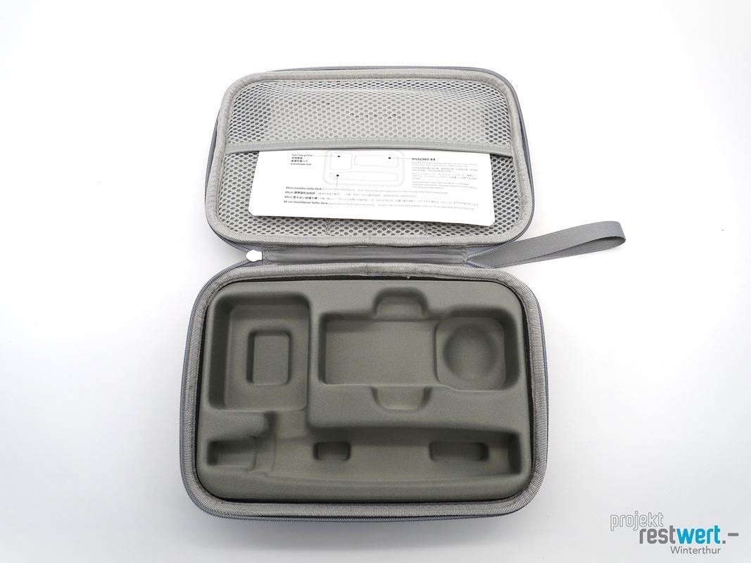 Borse: INSTA360 x4 Action Cam Acc Carry Case grau – Nuovo (secondo la descrizione) da Winterthur venduto da Restwert_Winterthur 2