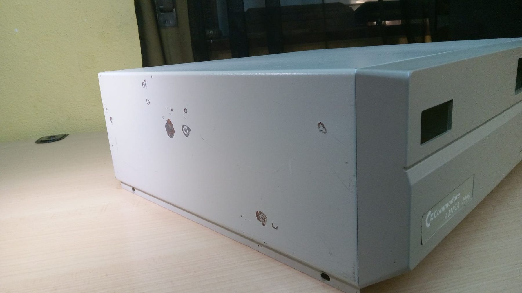 Custodie: Amiga 2000 (Gehäuse) – Usato da Naters venduto da sealed-gamer 2